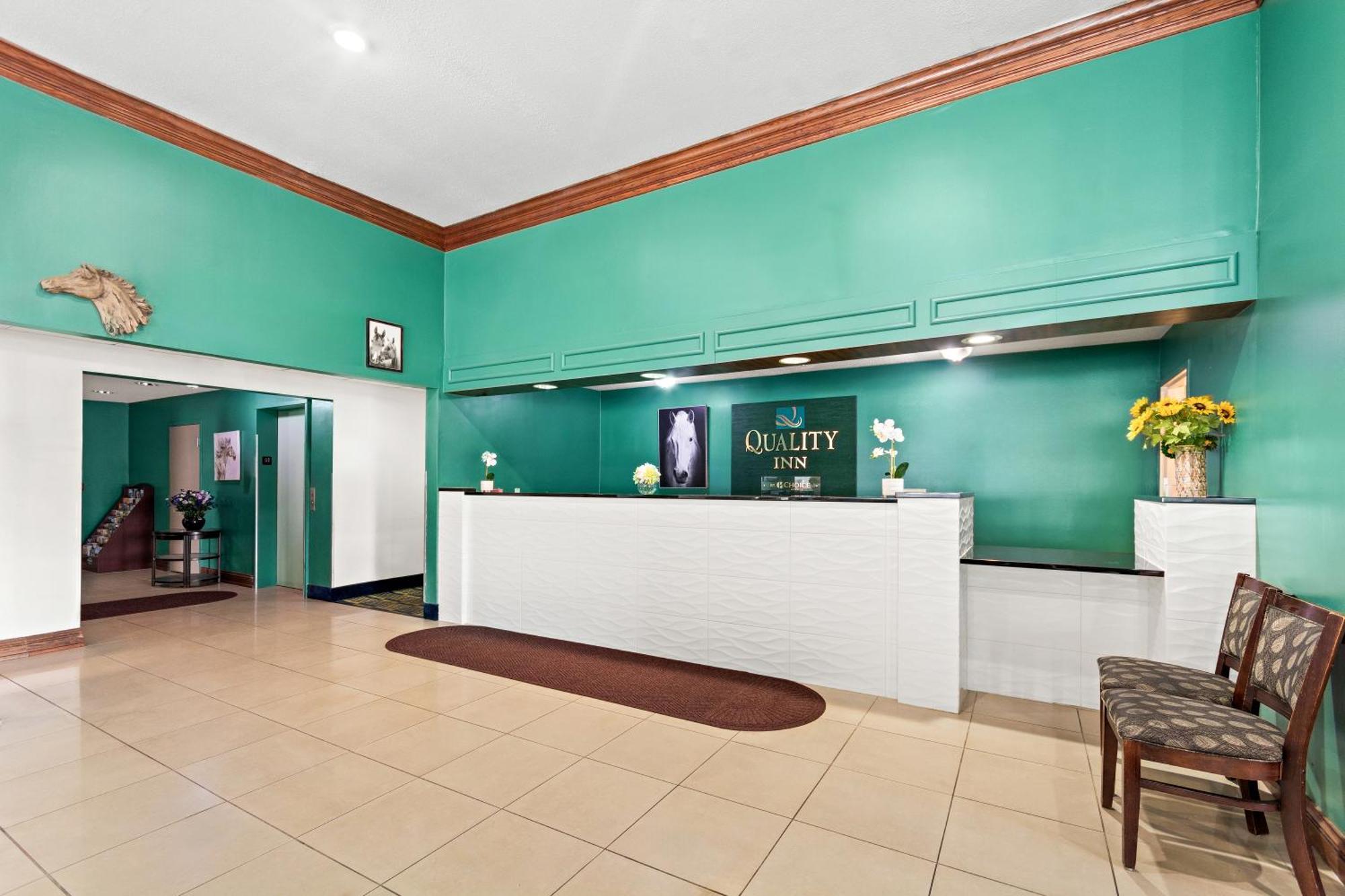 Quality Inn Драй-Ридж Экстерьер фото